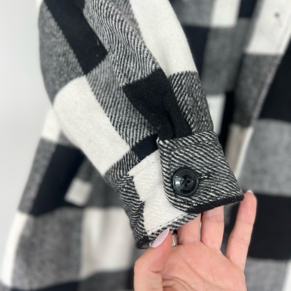 Black and White Checkered Jacket - Picture 4 of 6